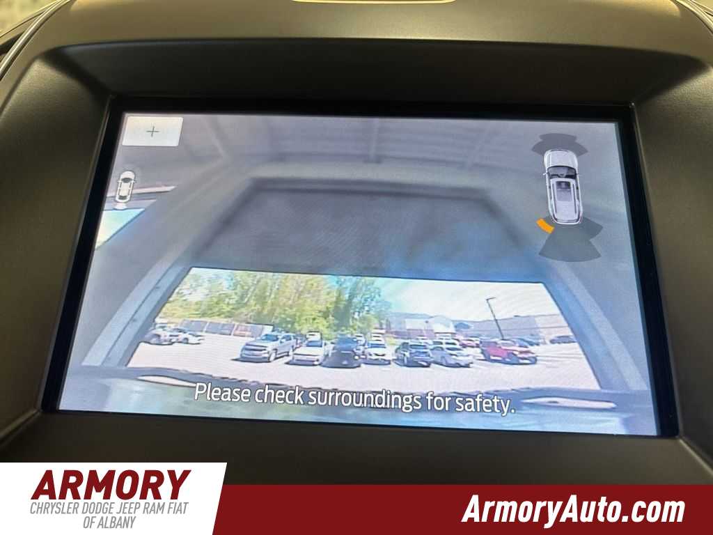 Thumbnail: 2020 Ford Edge - 21