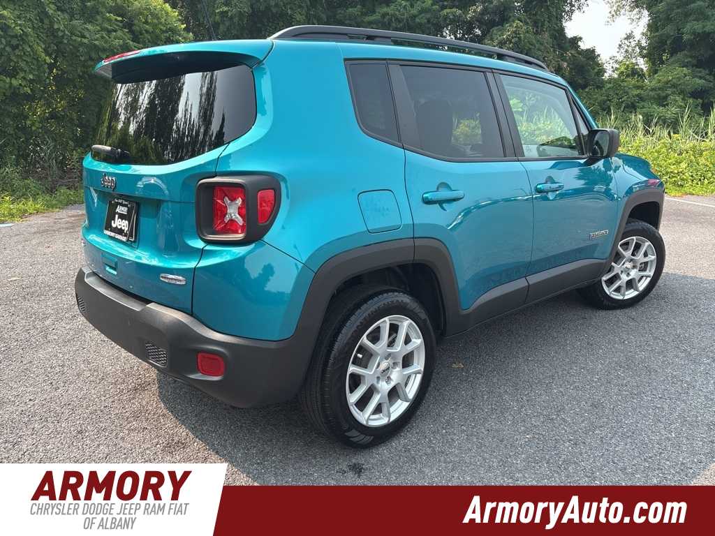 Thumbnail: 2022 Jeep Renegade - 4