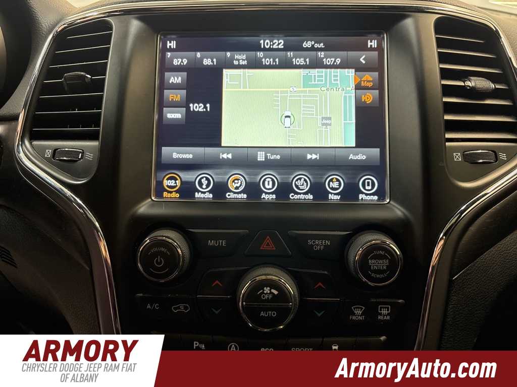 Thumbnail: 2018 Jeep Grand Cherokee - 16