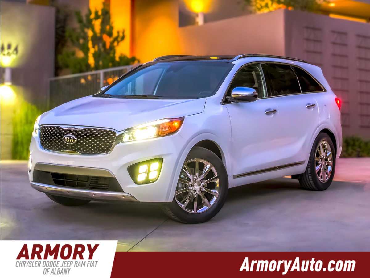 Thumbnail: 2017 Kia Sorento - 1
