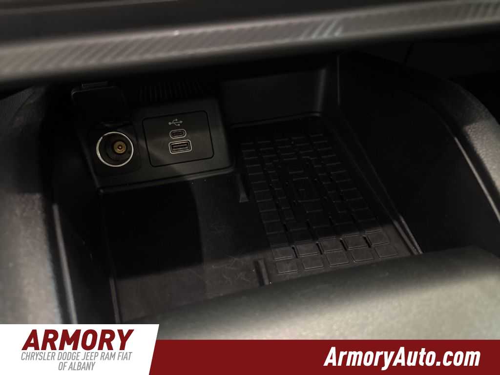 Thumbnail: 2025 Ford Bronco Sport - 19