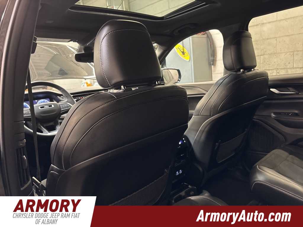 Thumbnail: 2023 Jeep Grand Cherokee L - 26