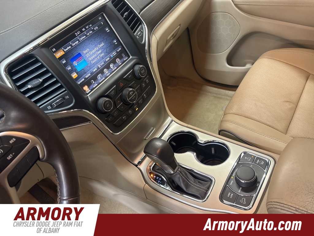 Thumbnail: 2016 Jeep Grand Cherokee - 16