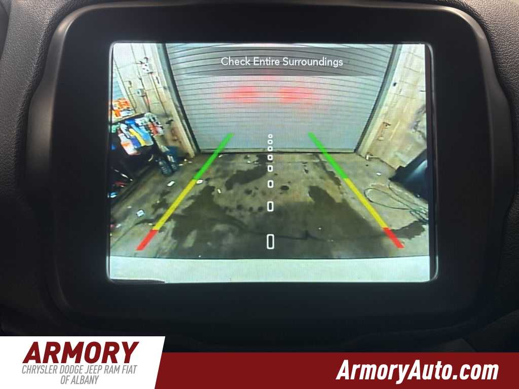 Thumbnail: 2023 Jeep Renegade - 16