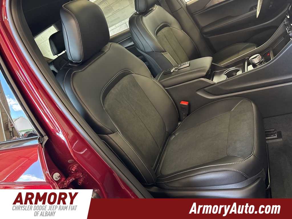 Thumbnail: 2025 Jeep Grand Cherokee L - 41