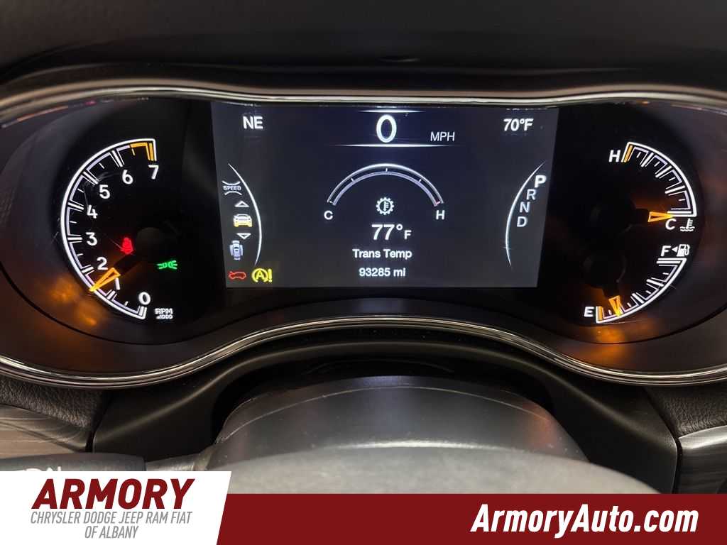 Thumbnail: 2021 Jeep Grand Cherokee - 17