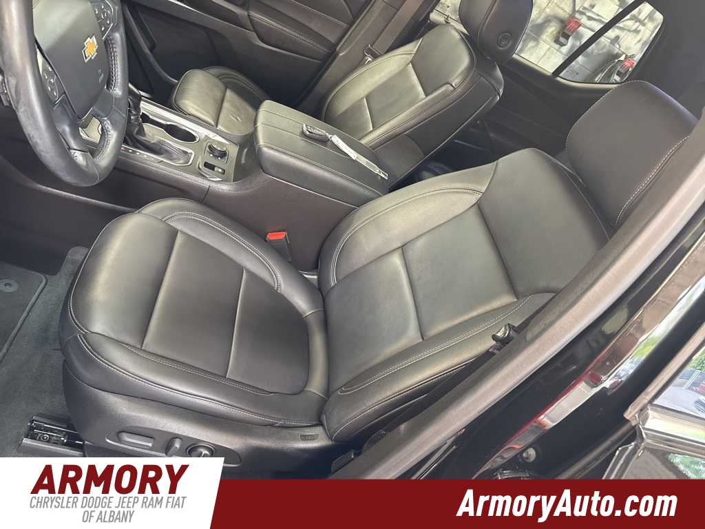 Thumbnail: 2022 Chevrolet Traverse - 13