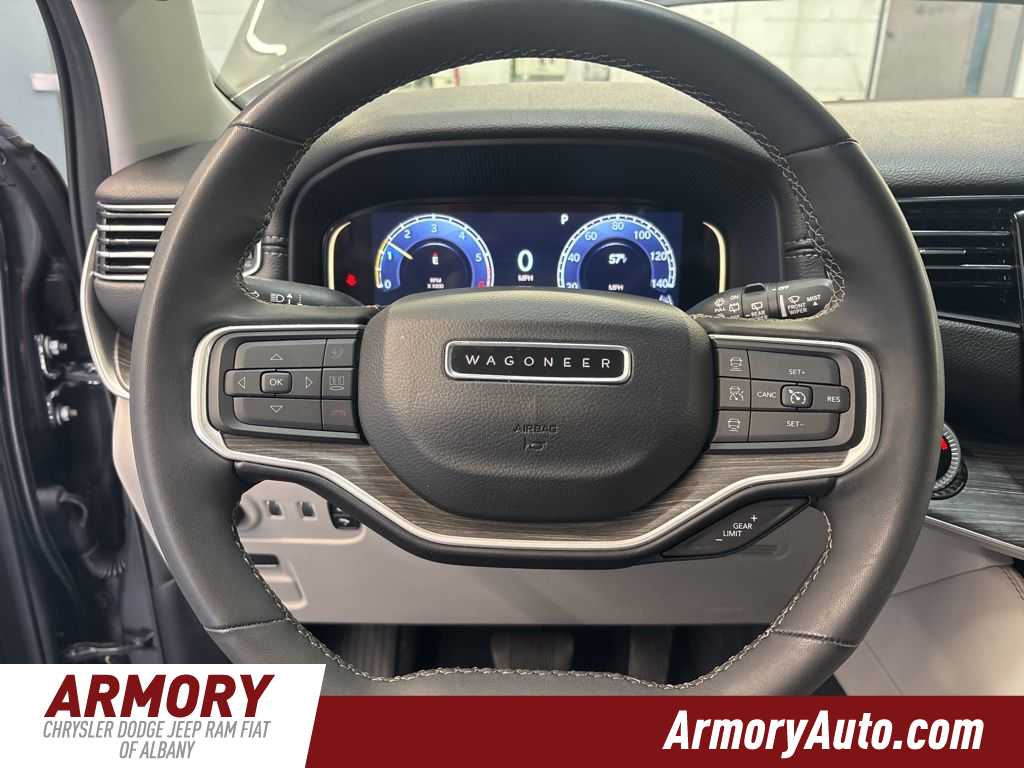 Thumbnail: 2023 Jeep Wagoneer - 14