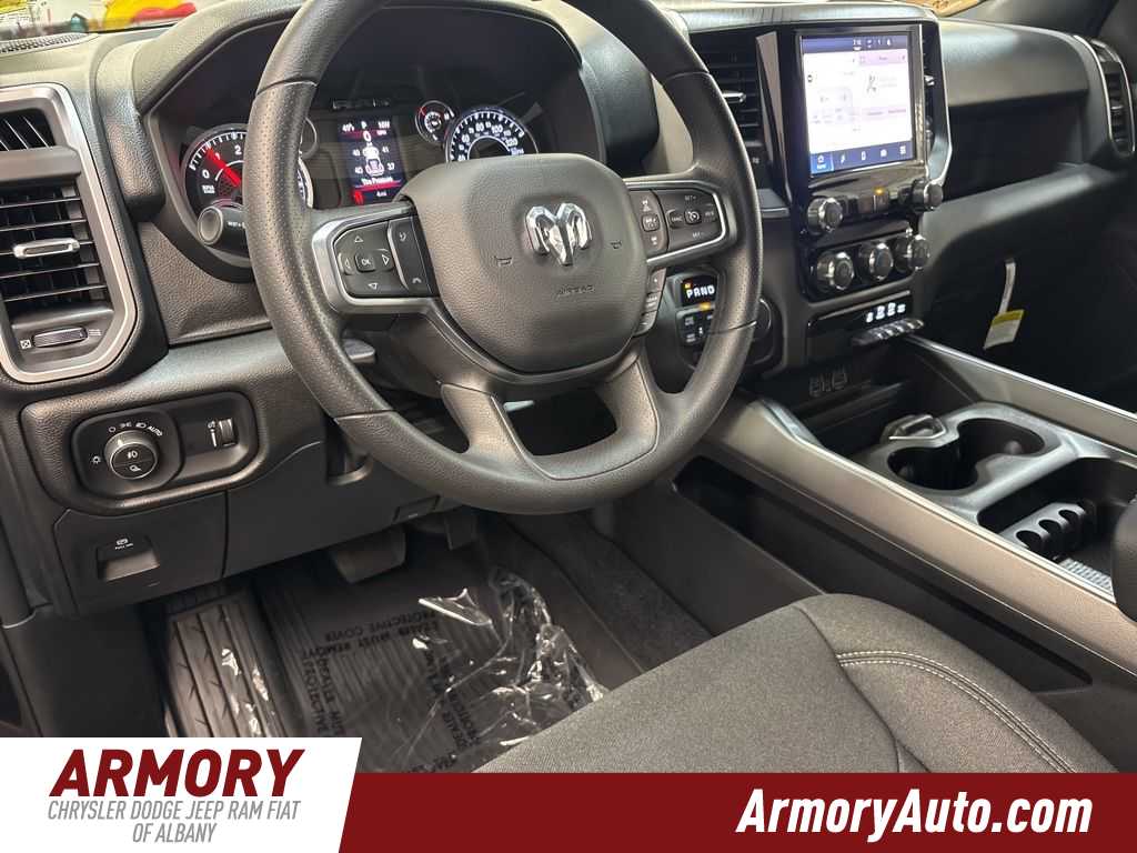 Thumbnail: 2026 RAM 1500 - 9