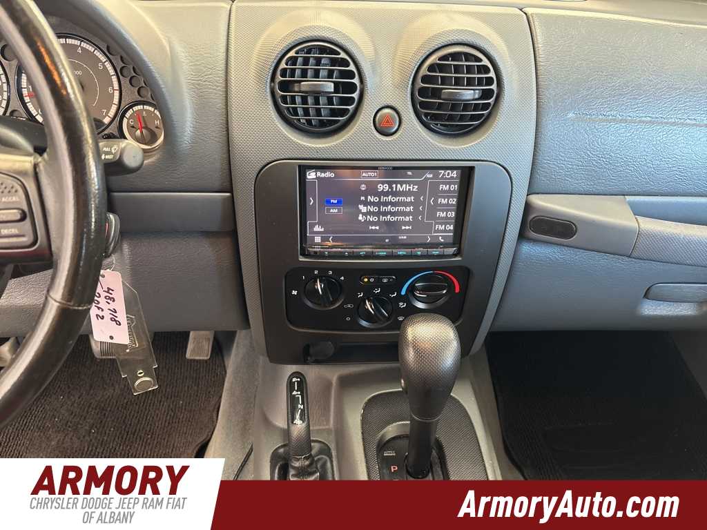 Thumbnail: 2006 Jeep Liberty - 15
