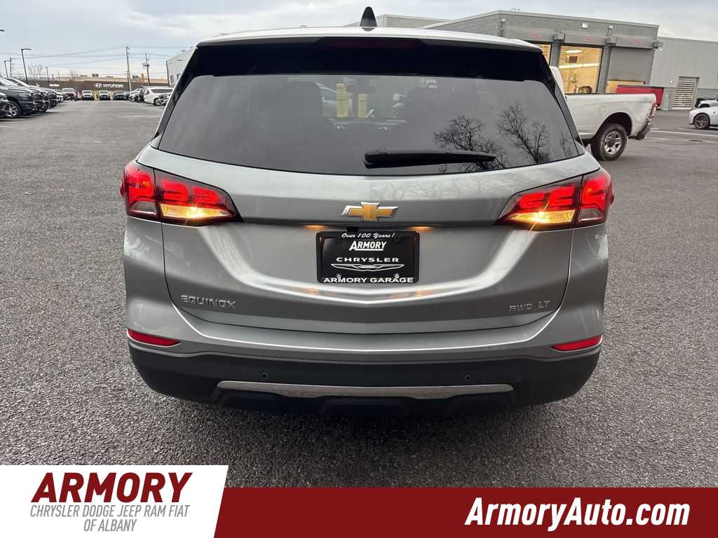 Thumbnail: 2024 Chevrolet Equinox - 4