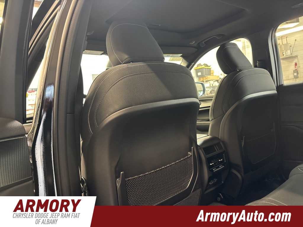 Thumbnail: 2025 Jeep Grand Cherokee - 20