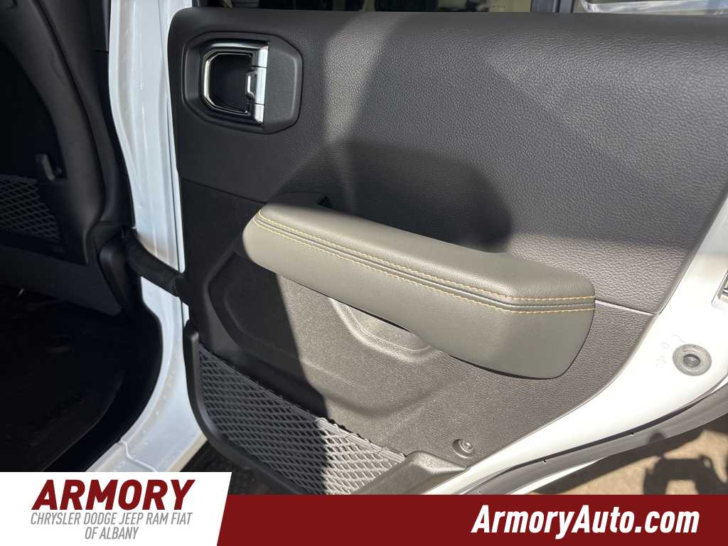 Thumbnail: 2025 Jeep Wrangler - 26