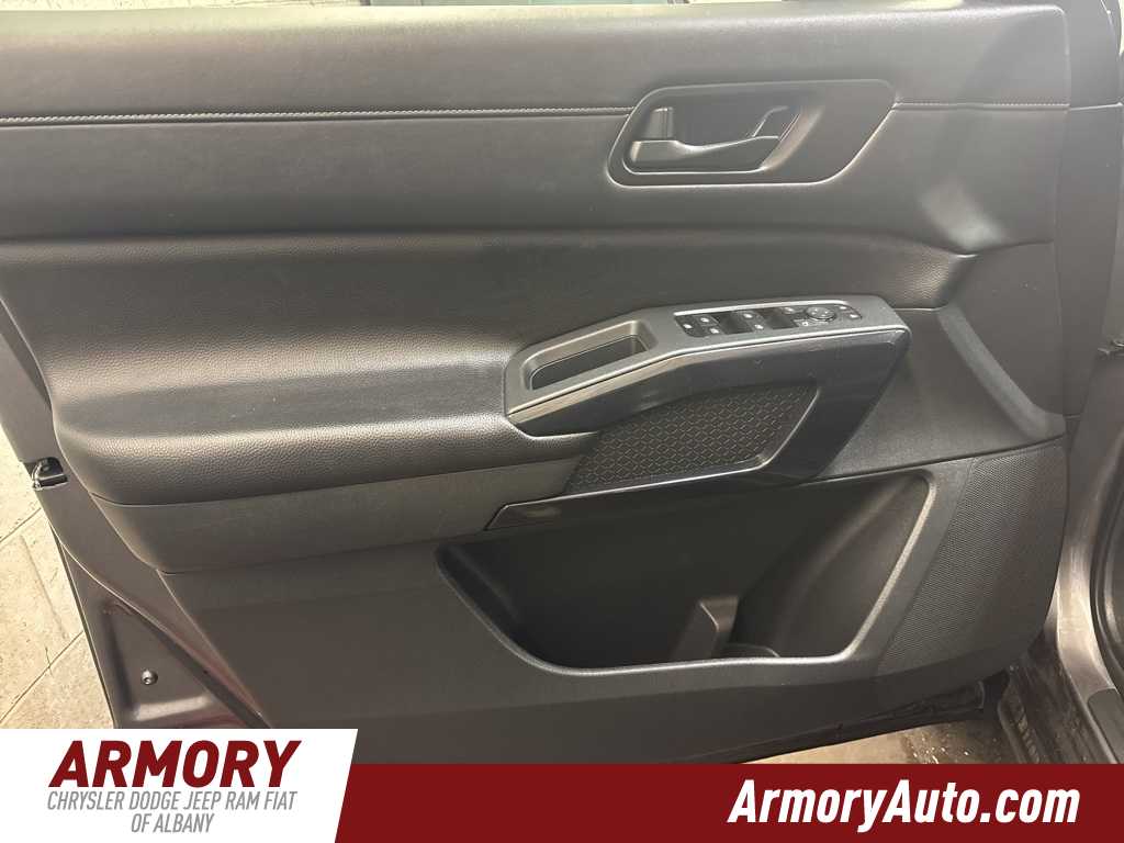 Thumbnail: 2024 Nissan Pathfinder - 7