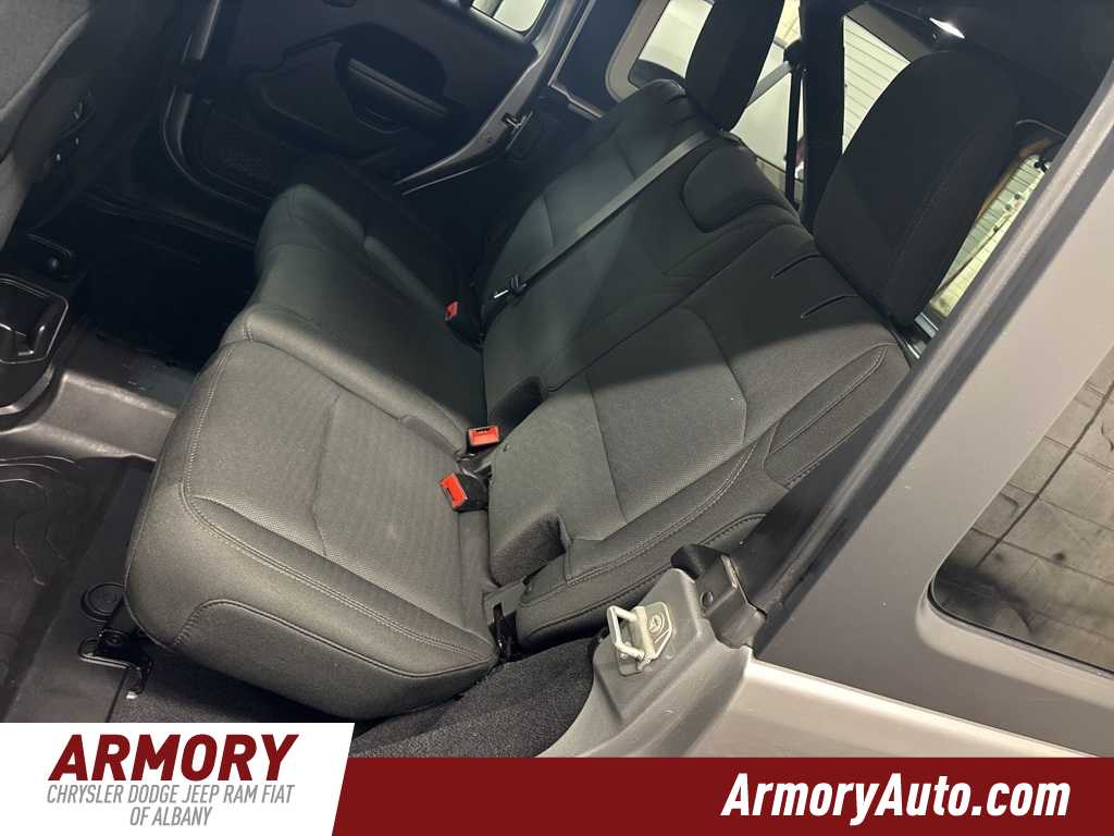 Thumbnail: 2018 Jeep Wrangler - 25