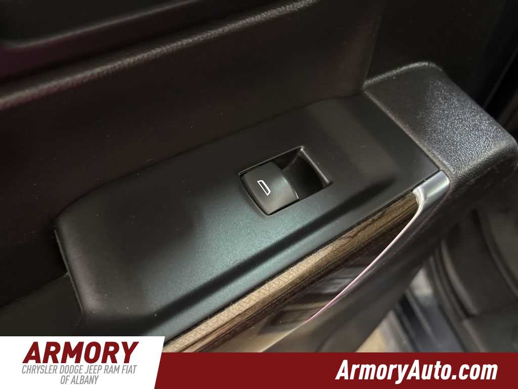 Thumbnail: 2022 Chevrolet Silverado 1500 - 23