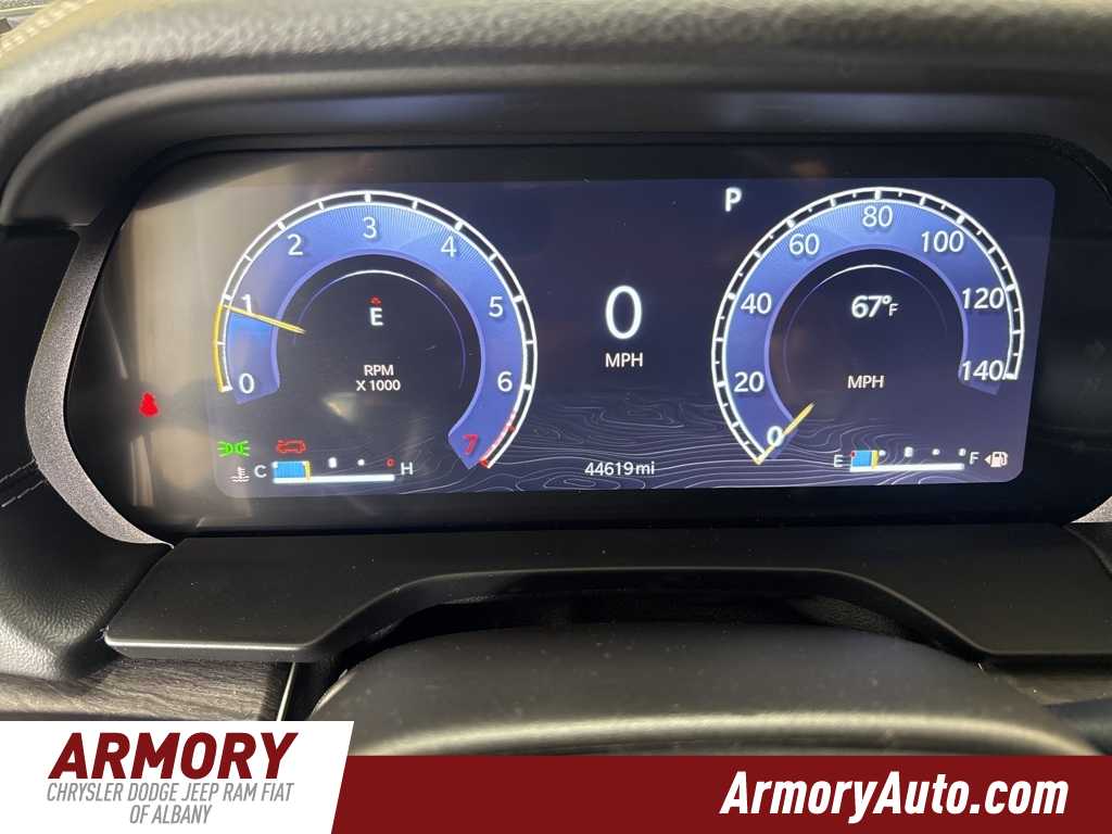 Thumbnail: 2023 Jeep Grand Cherokee - 15