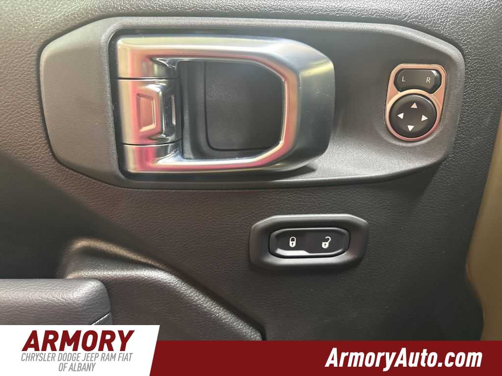 Thumbnail: 2026 Jeep Gladiator - 8