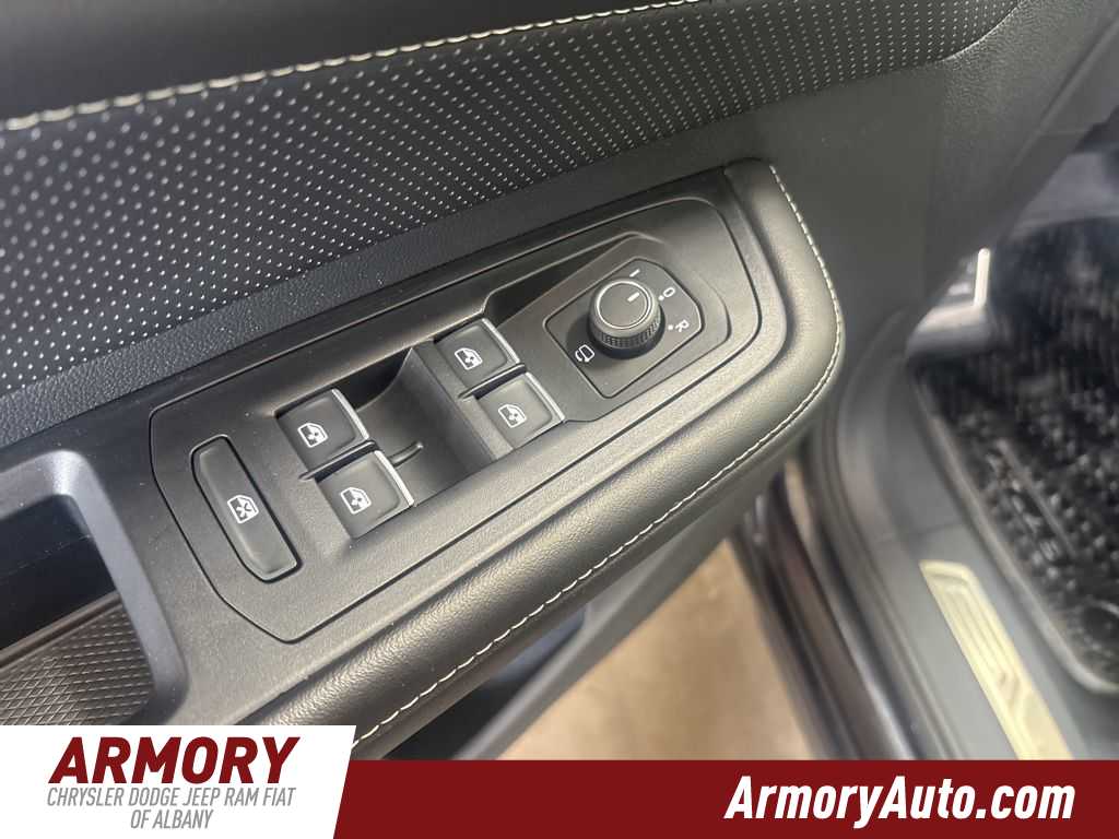 Thumbnail: 2024 Volkswagen Atlas - 8