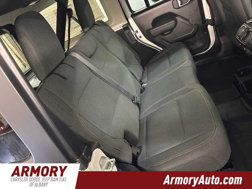 Thumbnail: 2026 Jeep Wrangler - 28