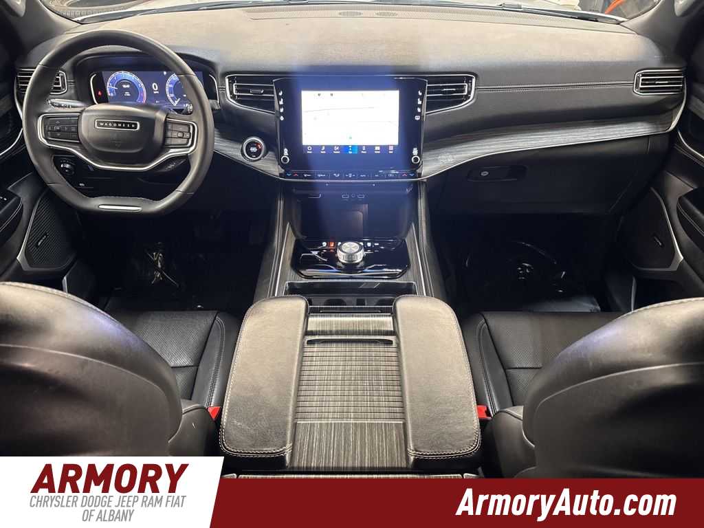 Thumbnail: 2024 Jeep Wagoneer - 46