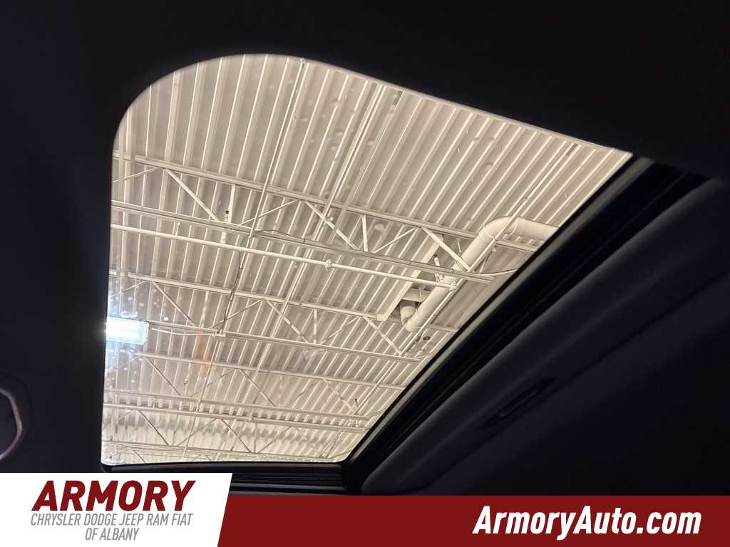 Thumbnail: 2026 Jeep Grand Cherokee - 20