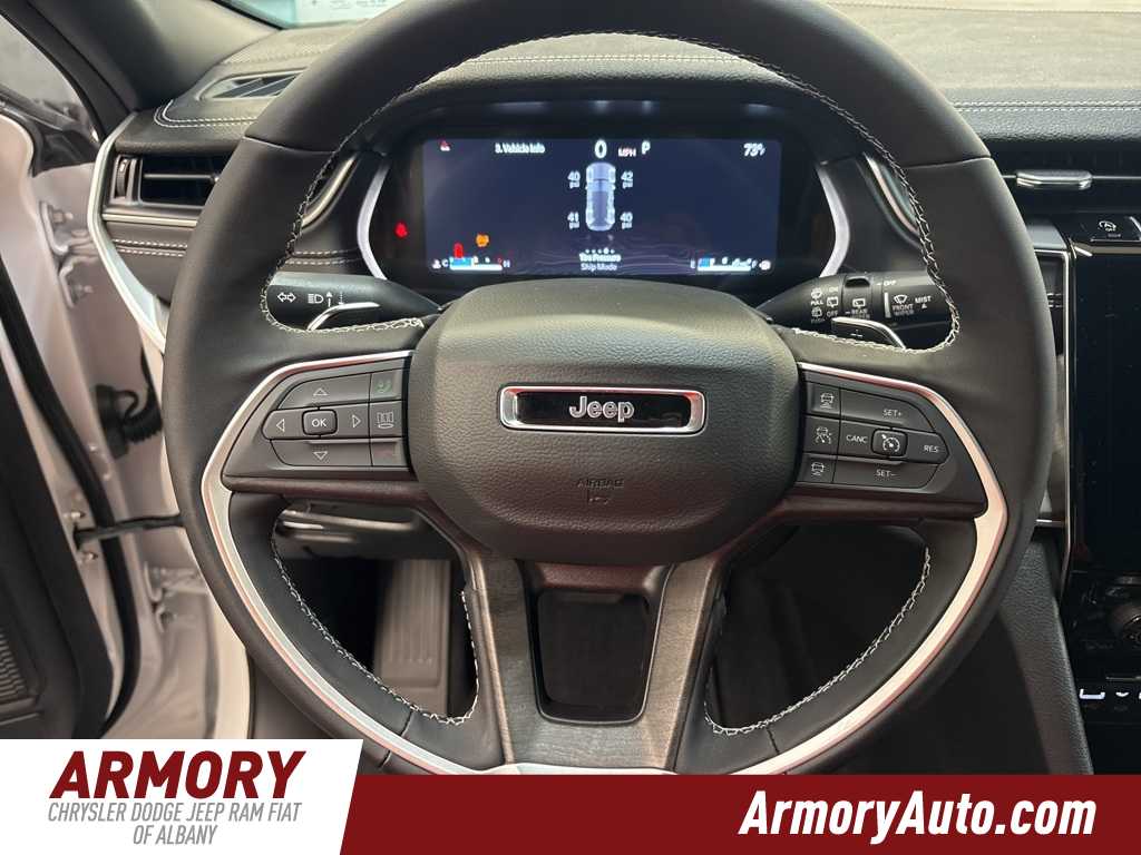 Thumbnail: 2025 Jeep Grand Cherokee - 13