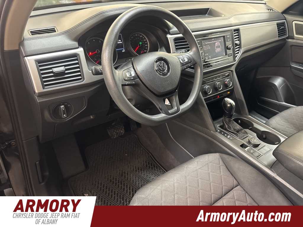 Thumbnail: 2018 Volkswagen Atlas - 10