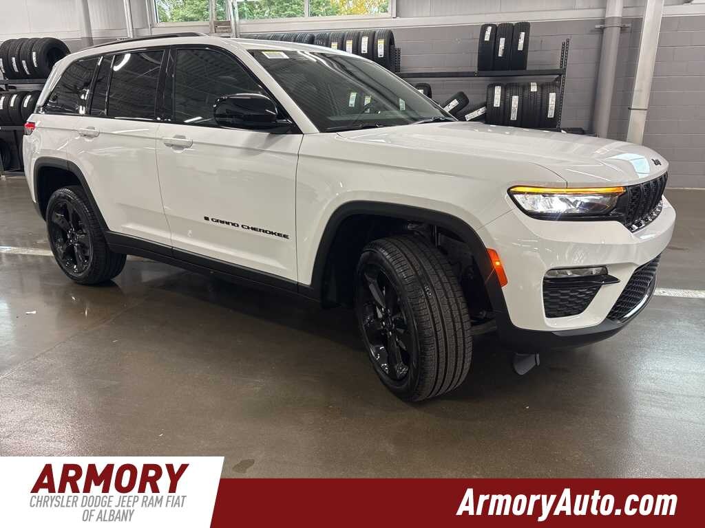 New 2025 Jeep Grand Cherokee Limited SUV