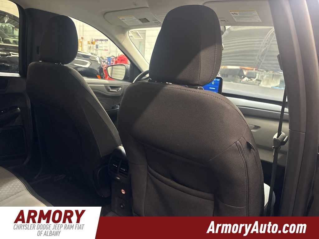 Thumbnail: 2024 Ford Escape - 31