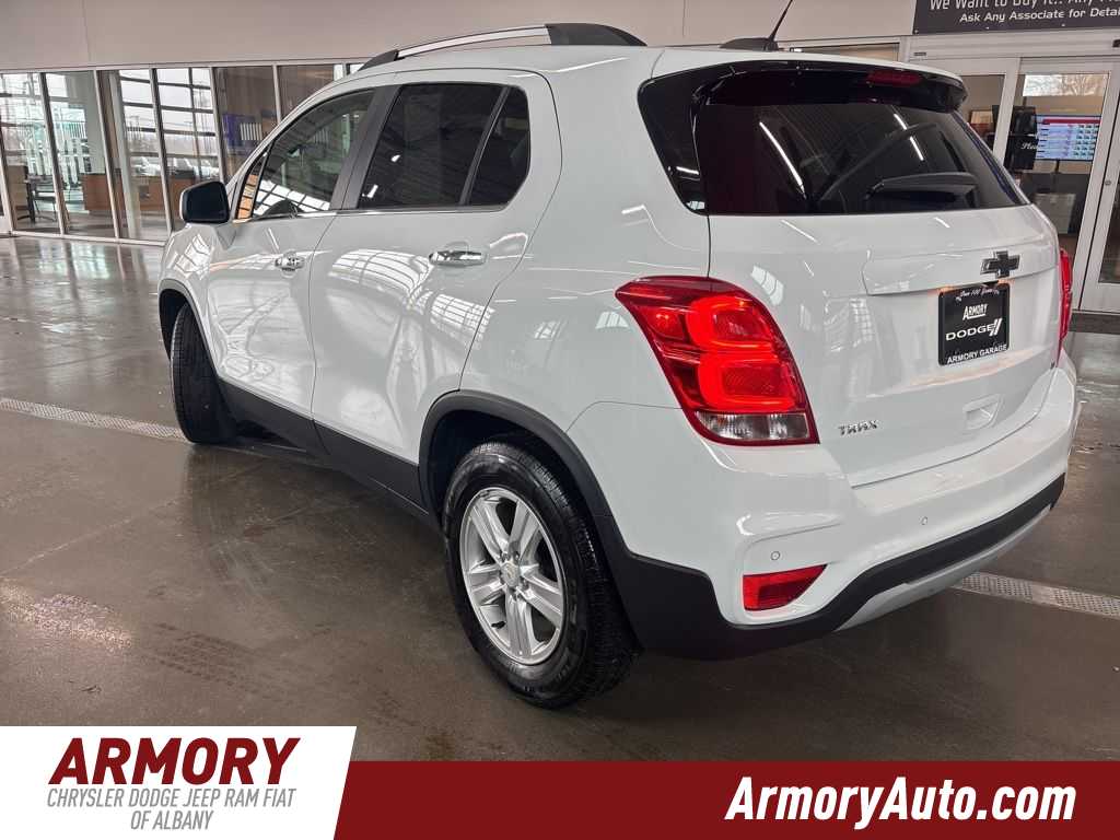 Thumbnail: 2020 Chevrolet Trax - 6