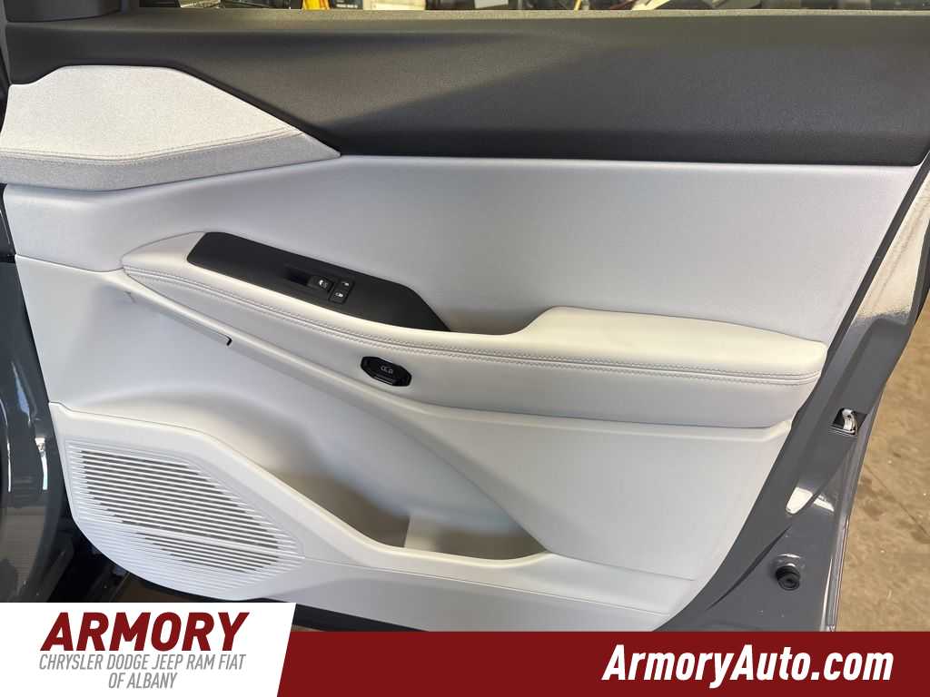 Thumbnail: 2026 Jeep Cherokee - 36