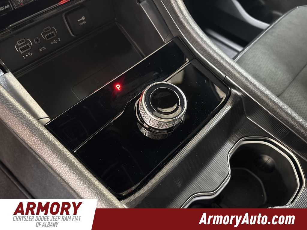 Thumbnail: 2025 Jeep Grand Cherokee L - 18