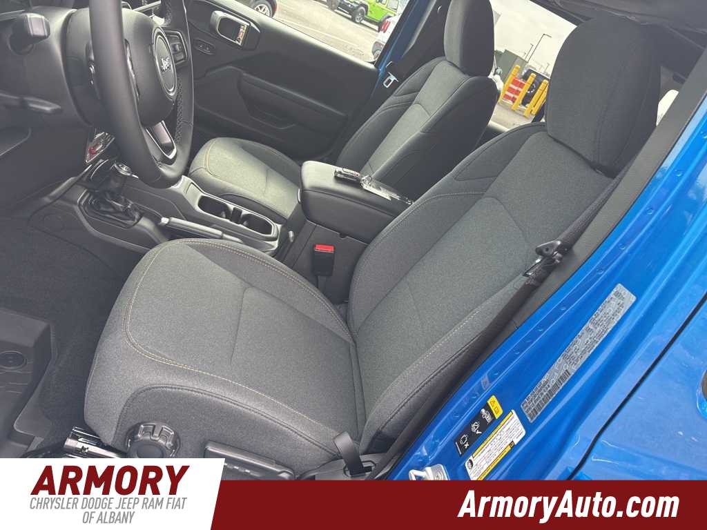 Thumbnail: 2025 Jeep Wrangler - 10