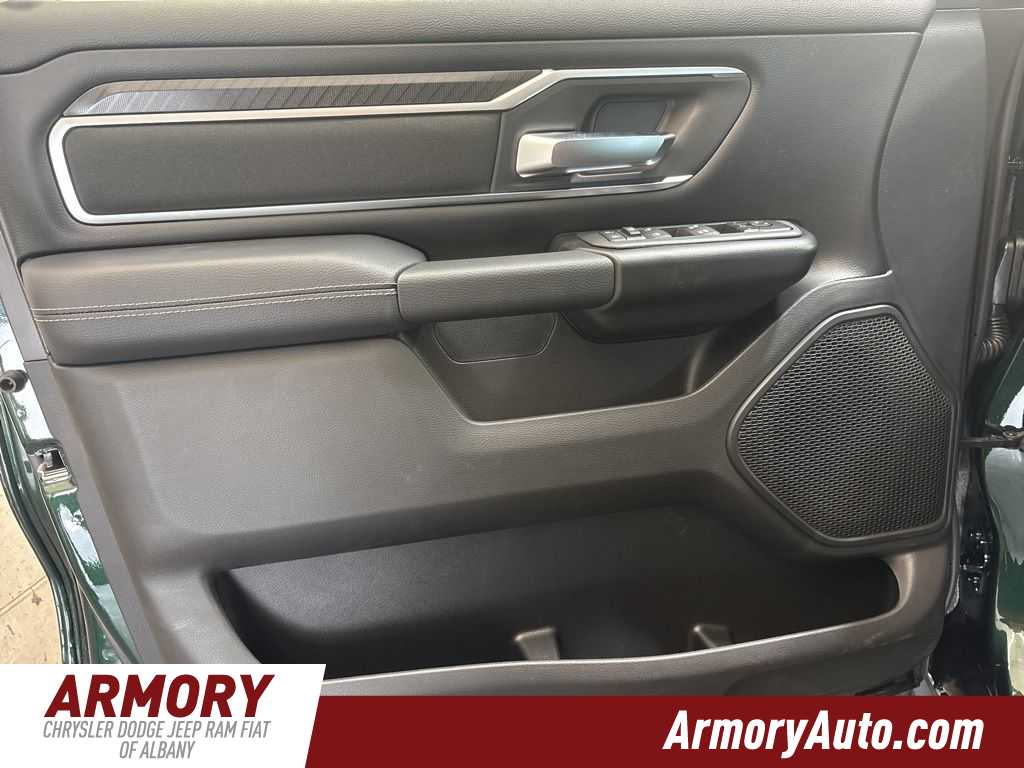 Thumbnail: 2026 RAM 1500 - 5