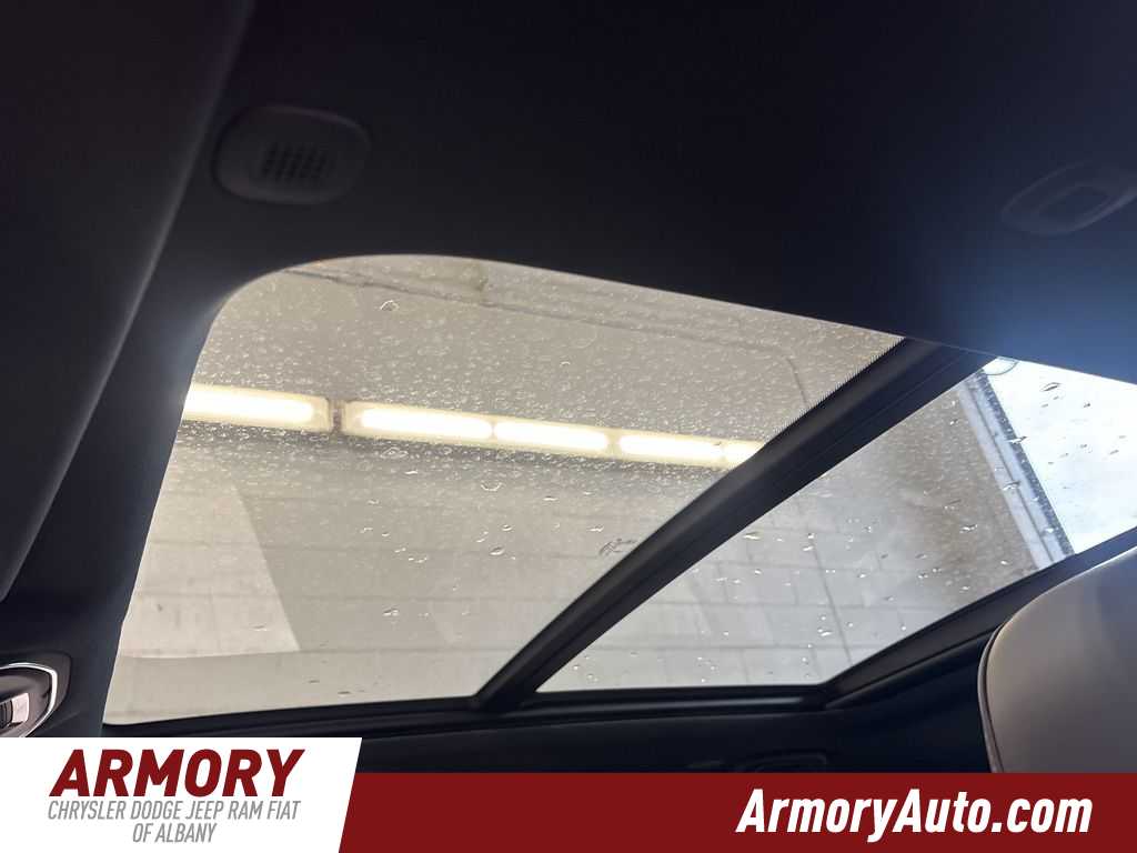 Thumbnail: 2026 Jeep Grand Wagoneer - 25