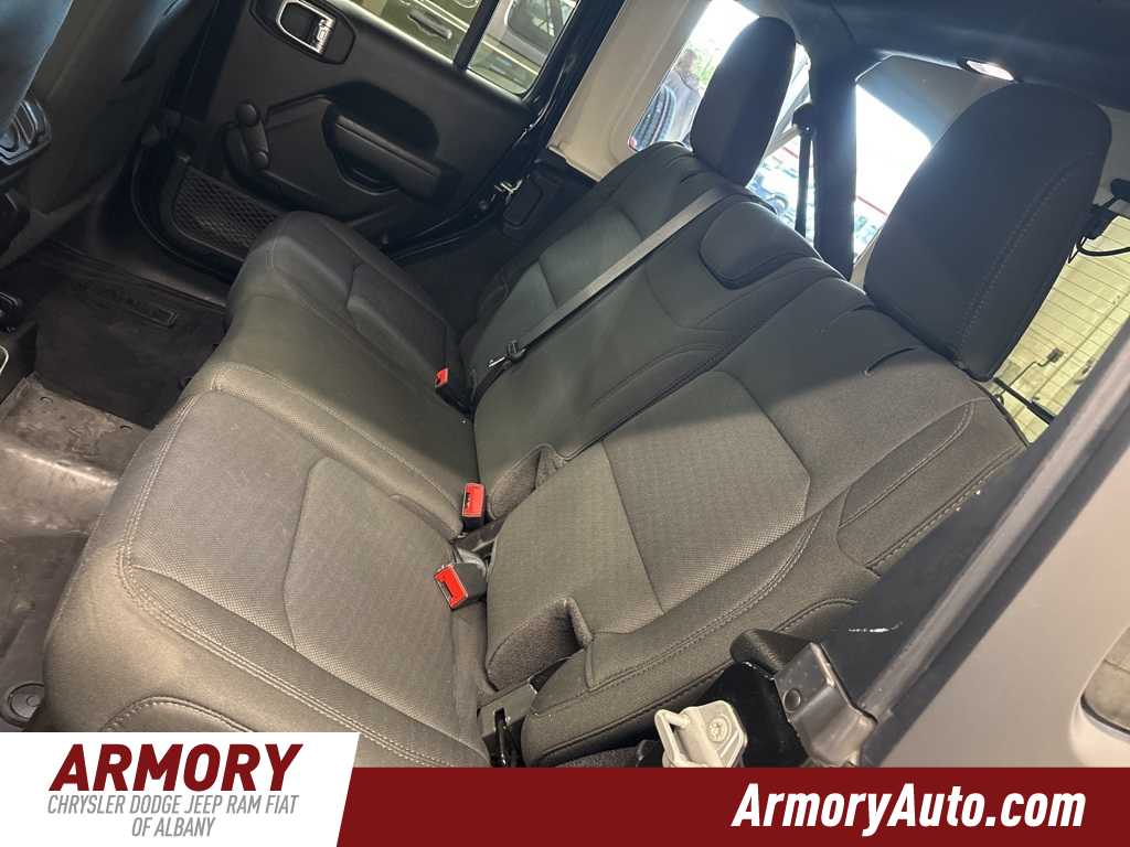 Thumbnail: 2022 Jeep Wrangler - 26