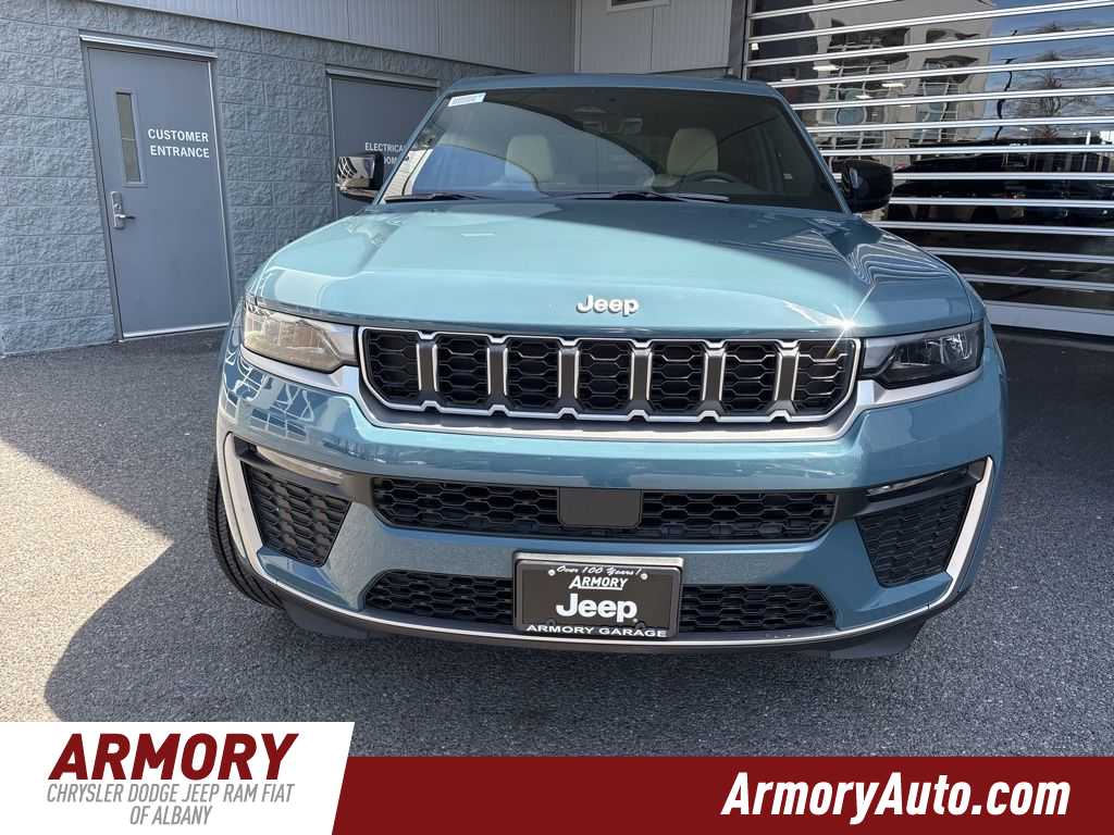 Thumbnail: 2026 Jeep Grand Cherokee L - 2