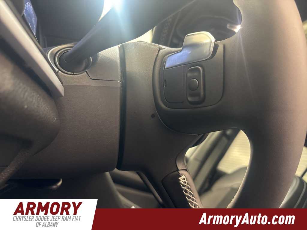 Thumbnail: 2025 Jeep Grand Cherokee L - 11