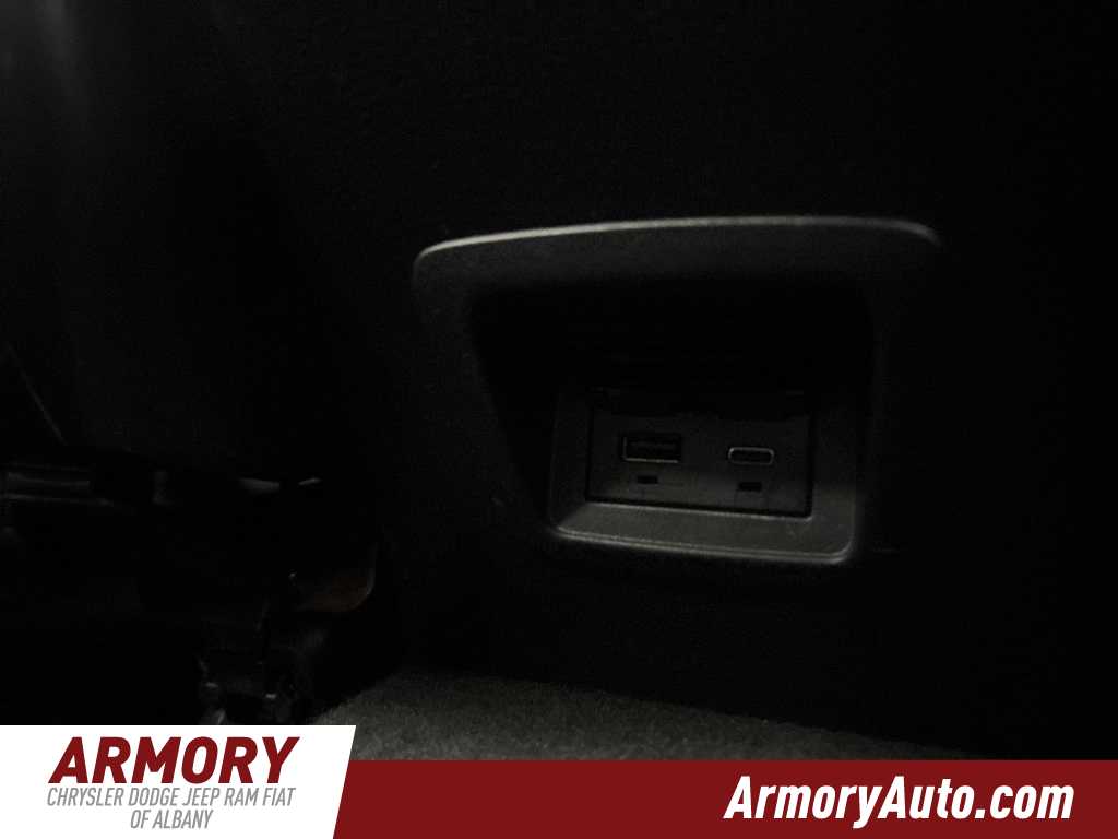 Thumbnail: 2022 Toyota Corolla Cross - 28