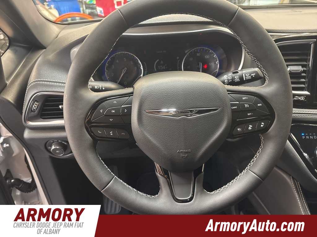 Thumbnail: 2026 Chrysler Pacifica - 14