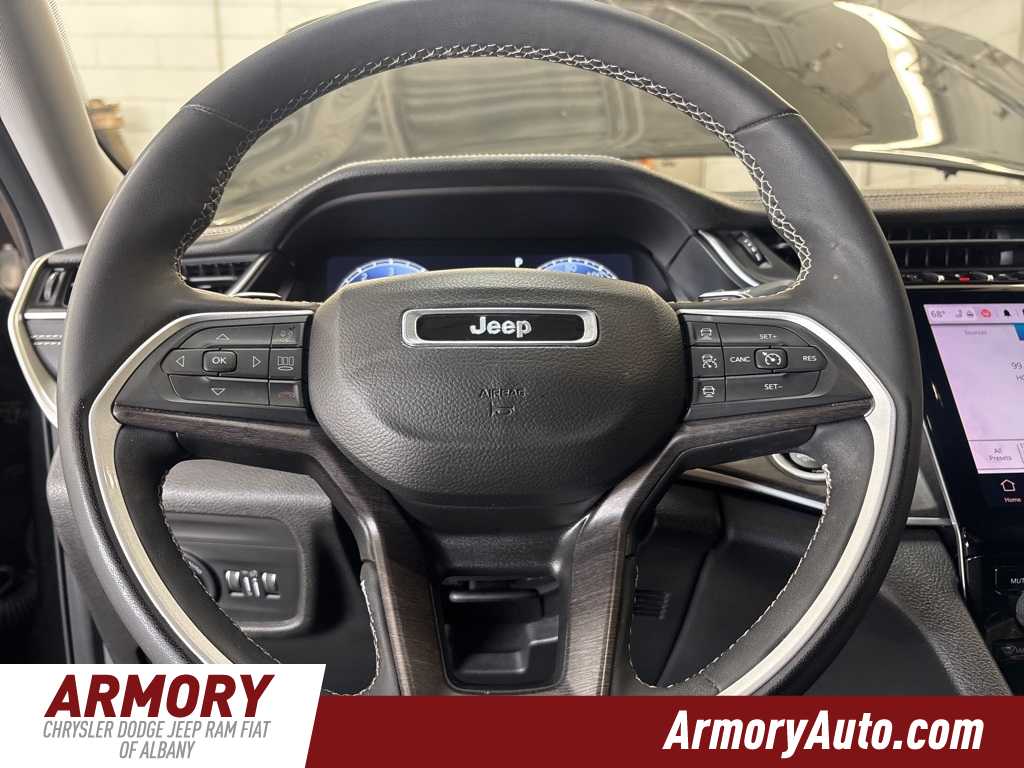 Thumbnail: 2023 Jeep Grand Cherokee - 14