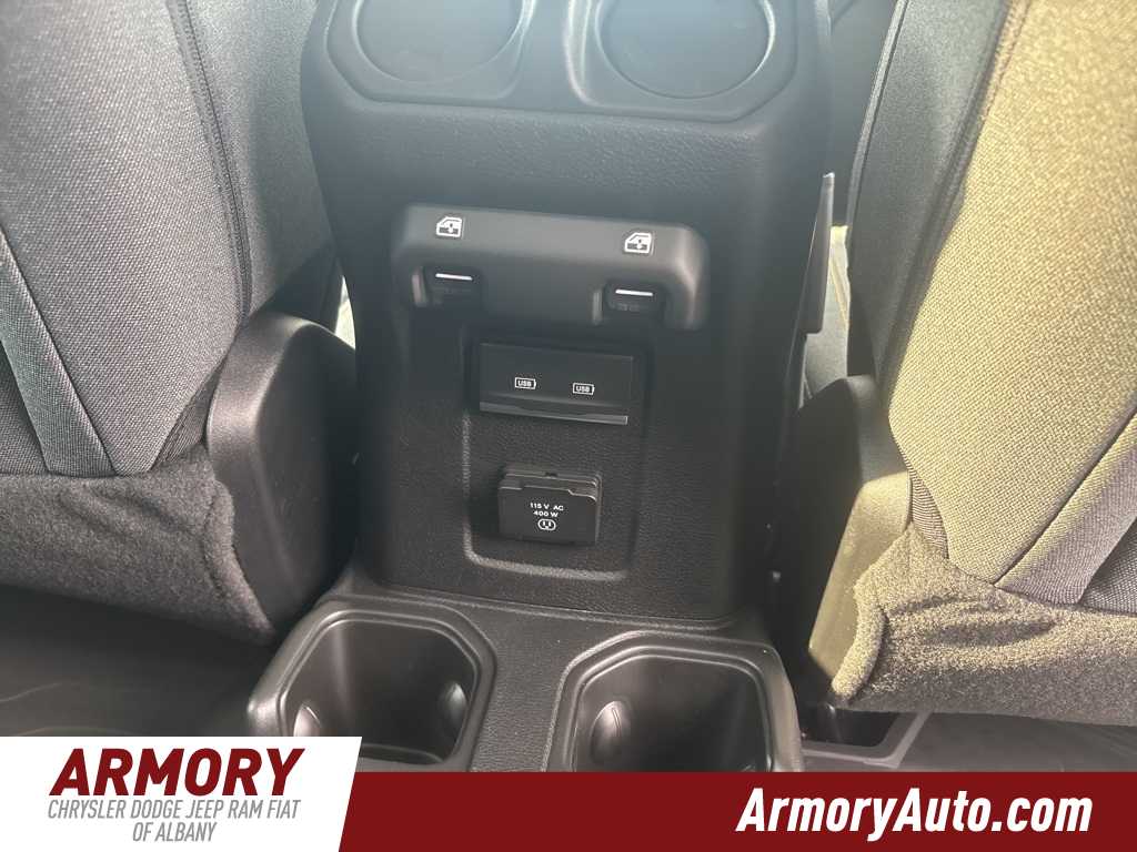 Thumbnail: 2025 Jeep Gladiator - 25