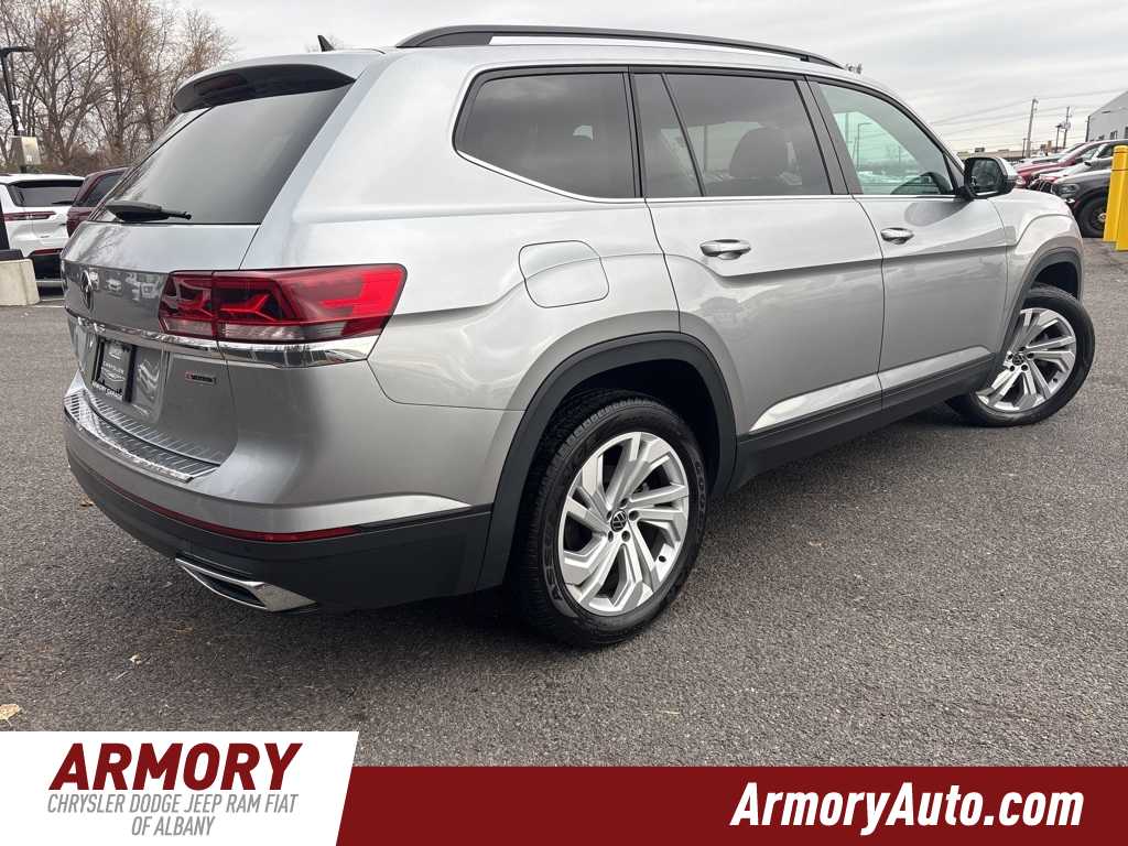 Thumbnail: 2022 Volkswagen Atlas - 4