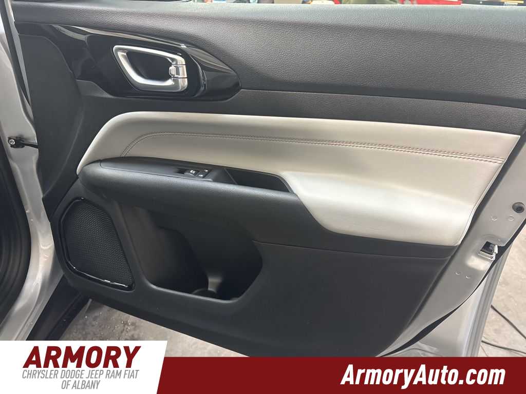 Thumbnail: 2026 Jeep Compass - 33