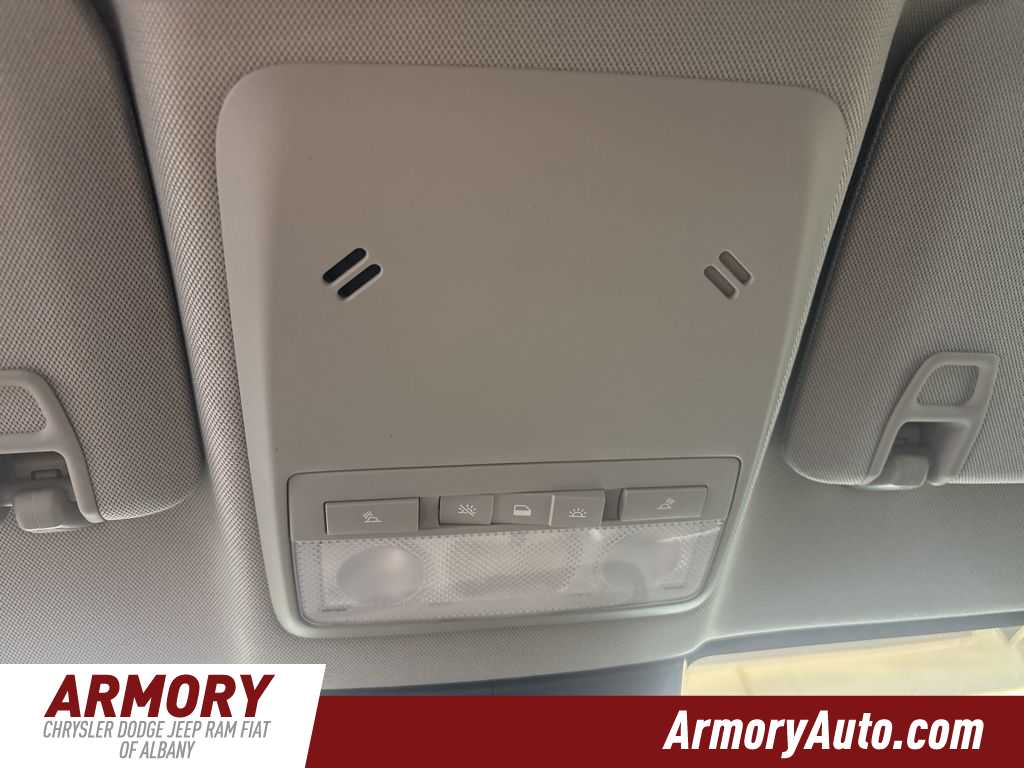 Thumbnail: 2020 Chevrolet Trax - 21