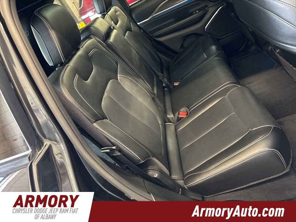 Thumbnail: 2023 Jeep Grand Cherokee - 40