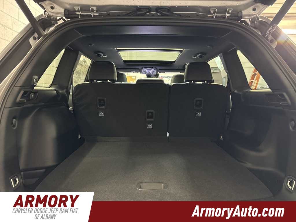 Thumbnail: 2025 Jeep Grand Cherokee - 29