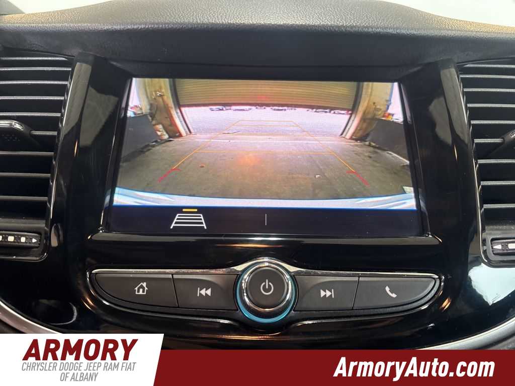 Thumbnail: 2020 Chevrolet Trax - 16