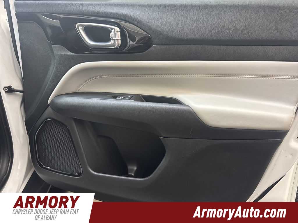 Thumbnail: 2022 Jeep Compass - 37